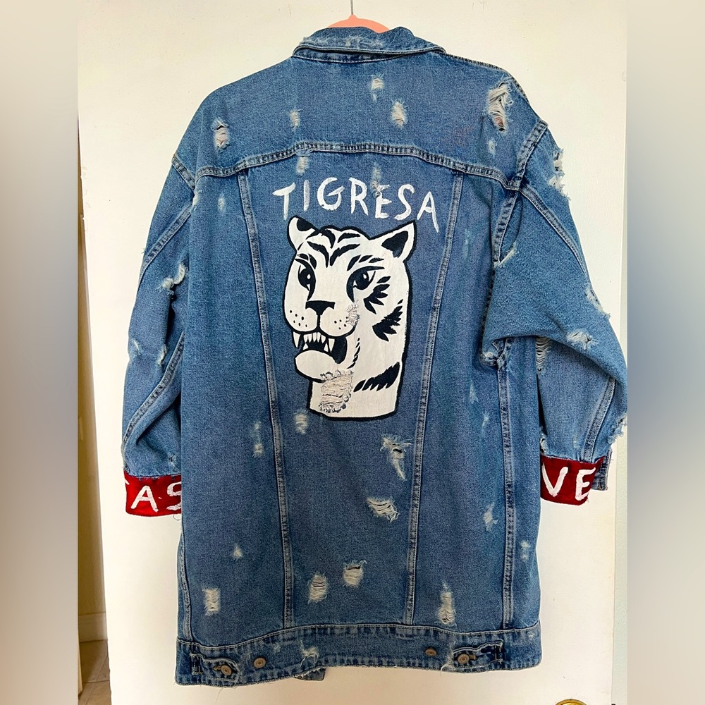ZARA TIGRESA DENIM OVERSIZED JACKET S